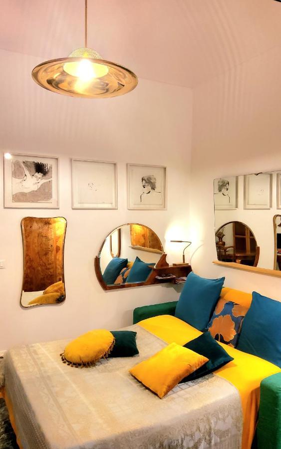 La Casa Degli Specchi * Turin