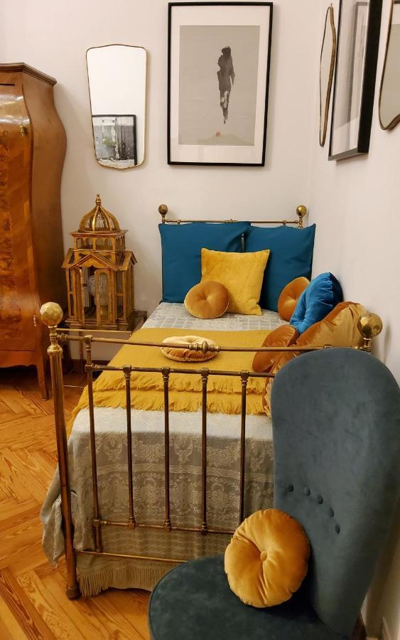 La Casa Degli Specchi * Turin