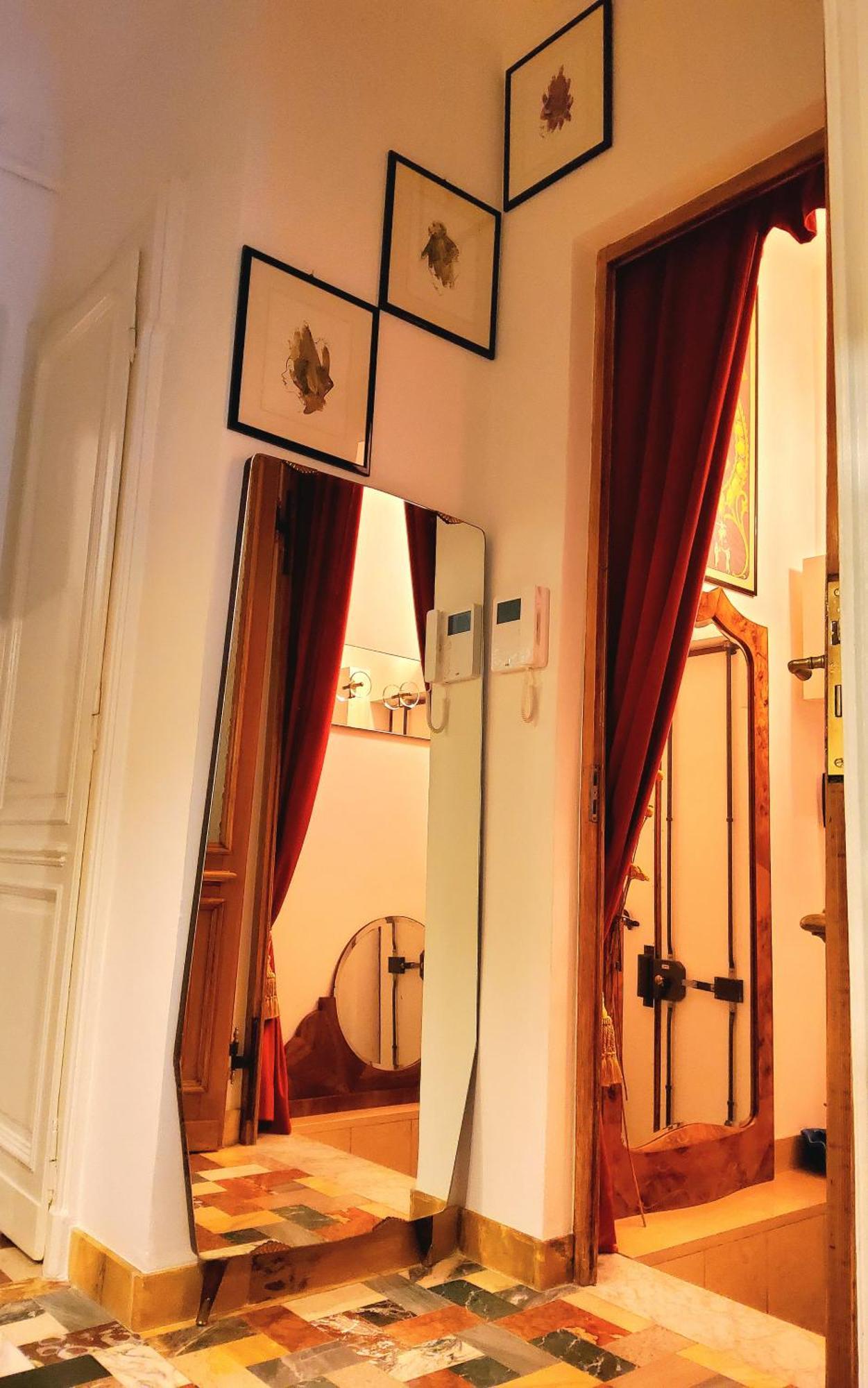 La Casa Degli Specchi Apartment